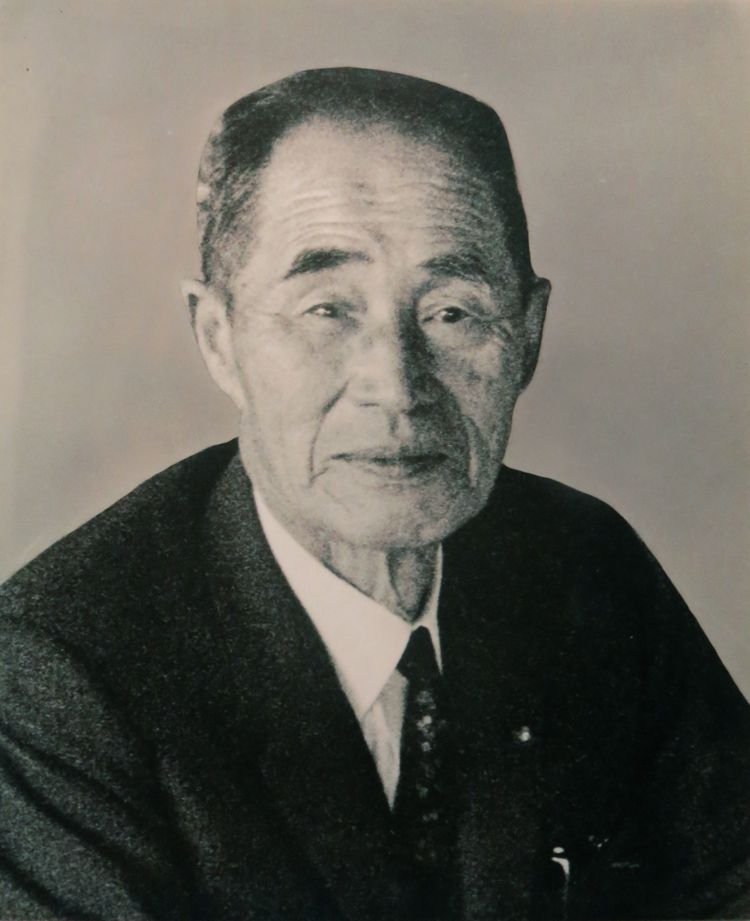 創業者 里見雄二