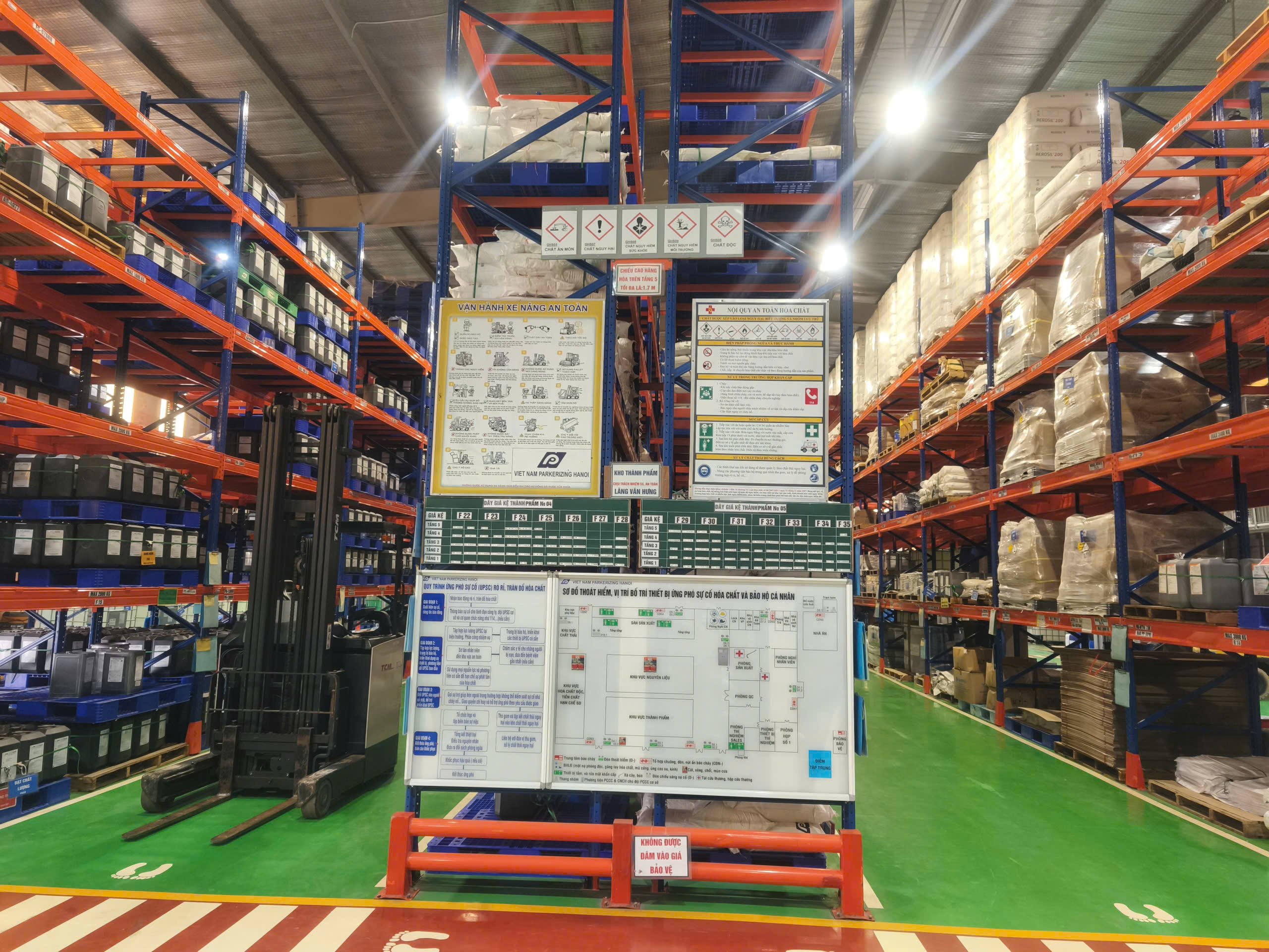 ベトナムパーカライジングハノイ有限会社写真